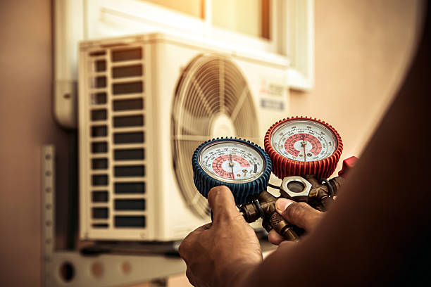 Professional Hvac technician working in Whippany, NJ
